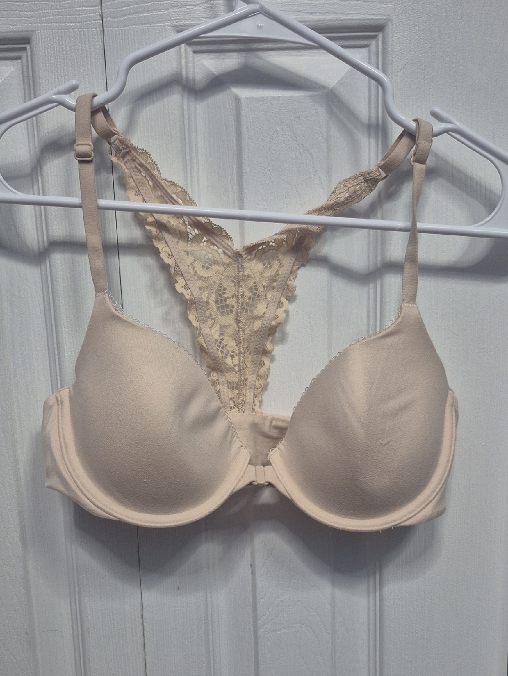 Victoria's Secret Beige Lace-Back T-Shirt Bra